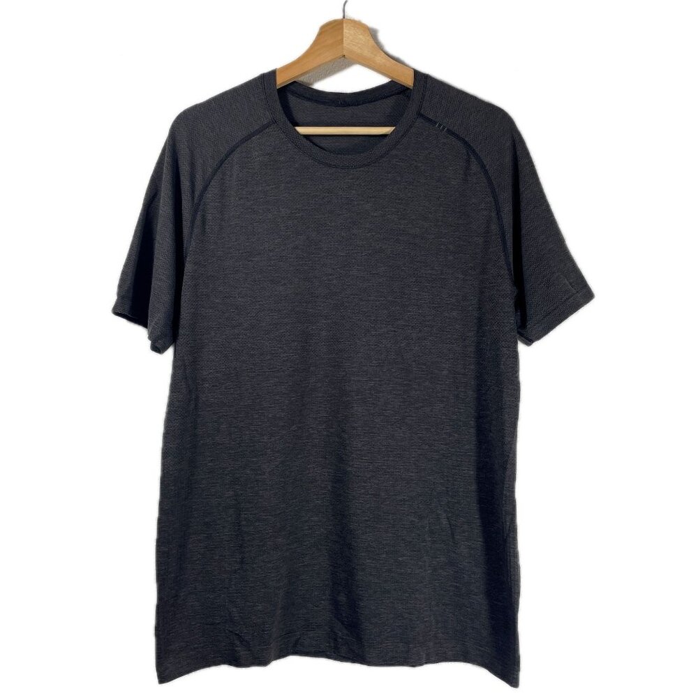 Lululemon Men's Metal Vent T-shirt Dark Gray Size M